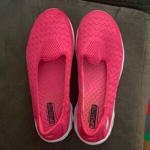 Skechers vstride goga mat Technology.